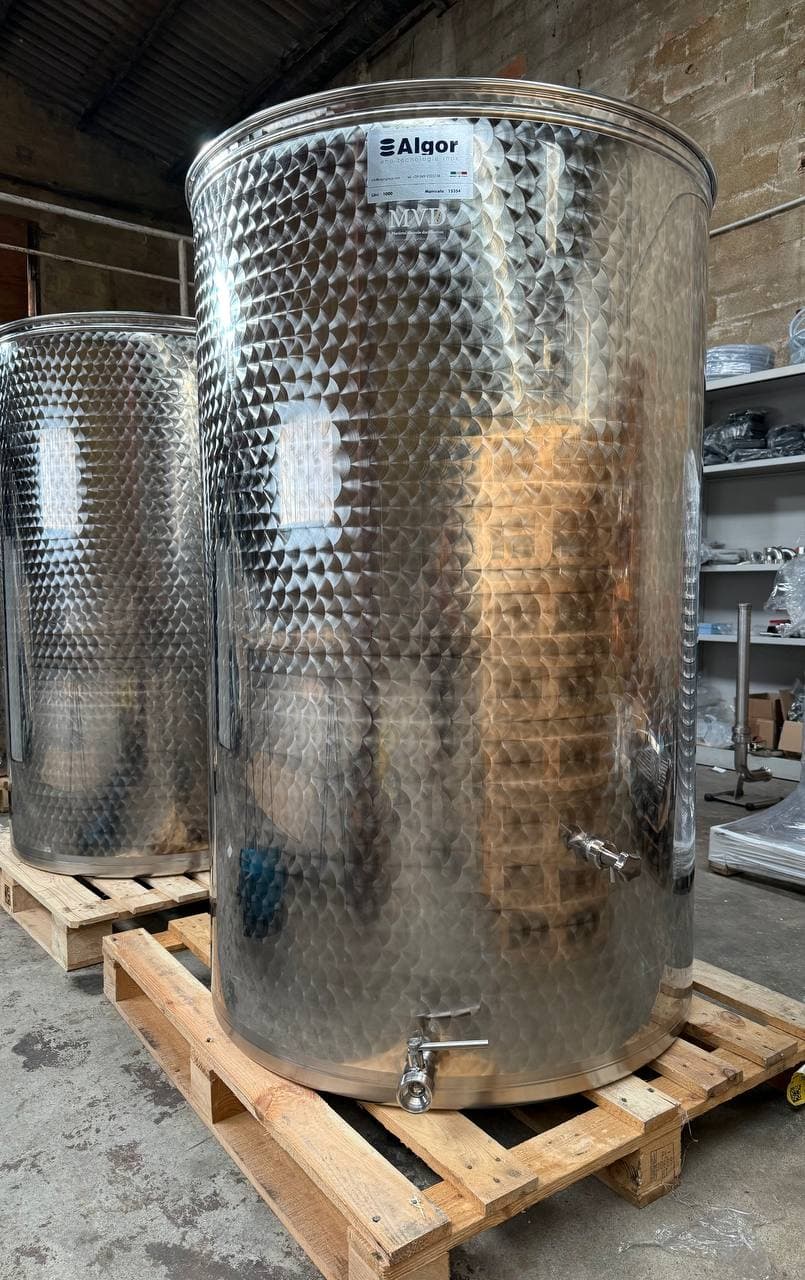 Cuve inox 304 — 10 HL chapeau flottant